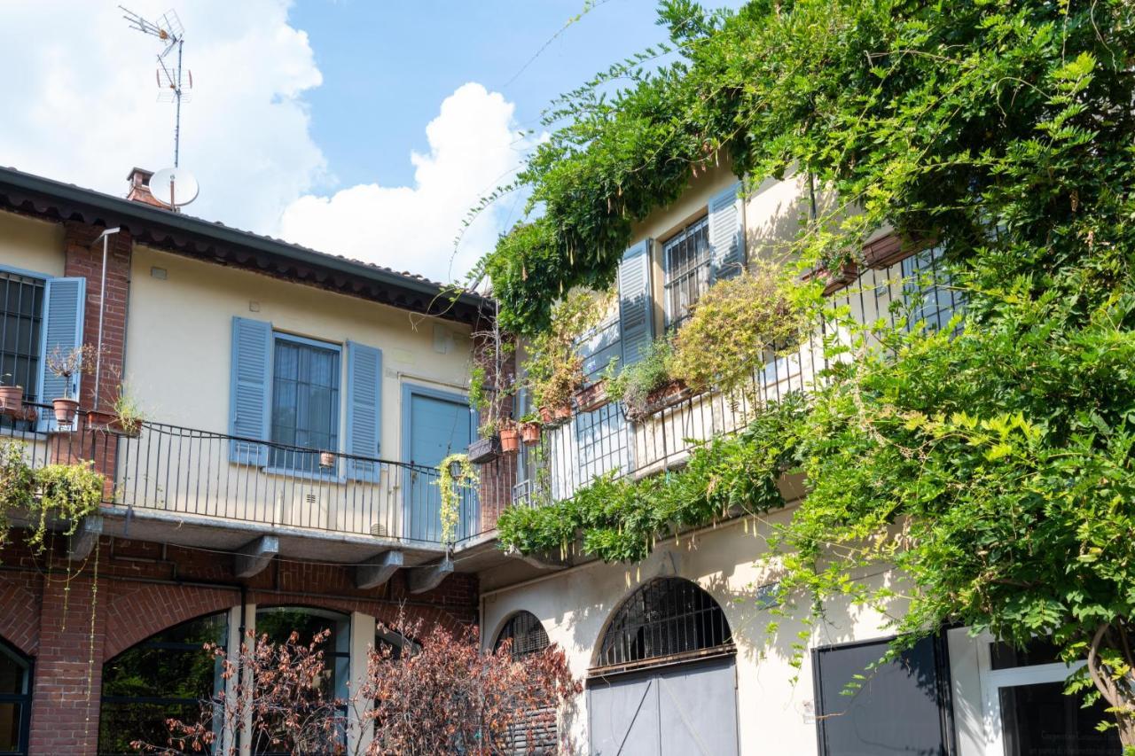 MIlano Apartments Voghera Esterno foto
